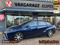 Toyota-Mirai-0