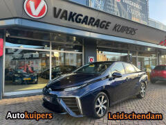 Toyota-Mirai-1