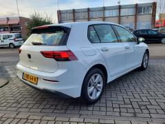 Volkswagen-Golf-6